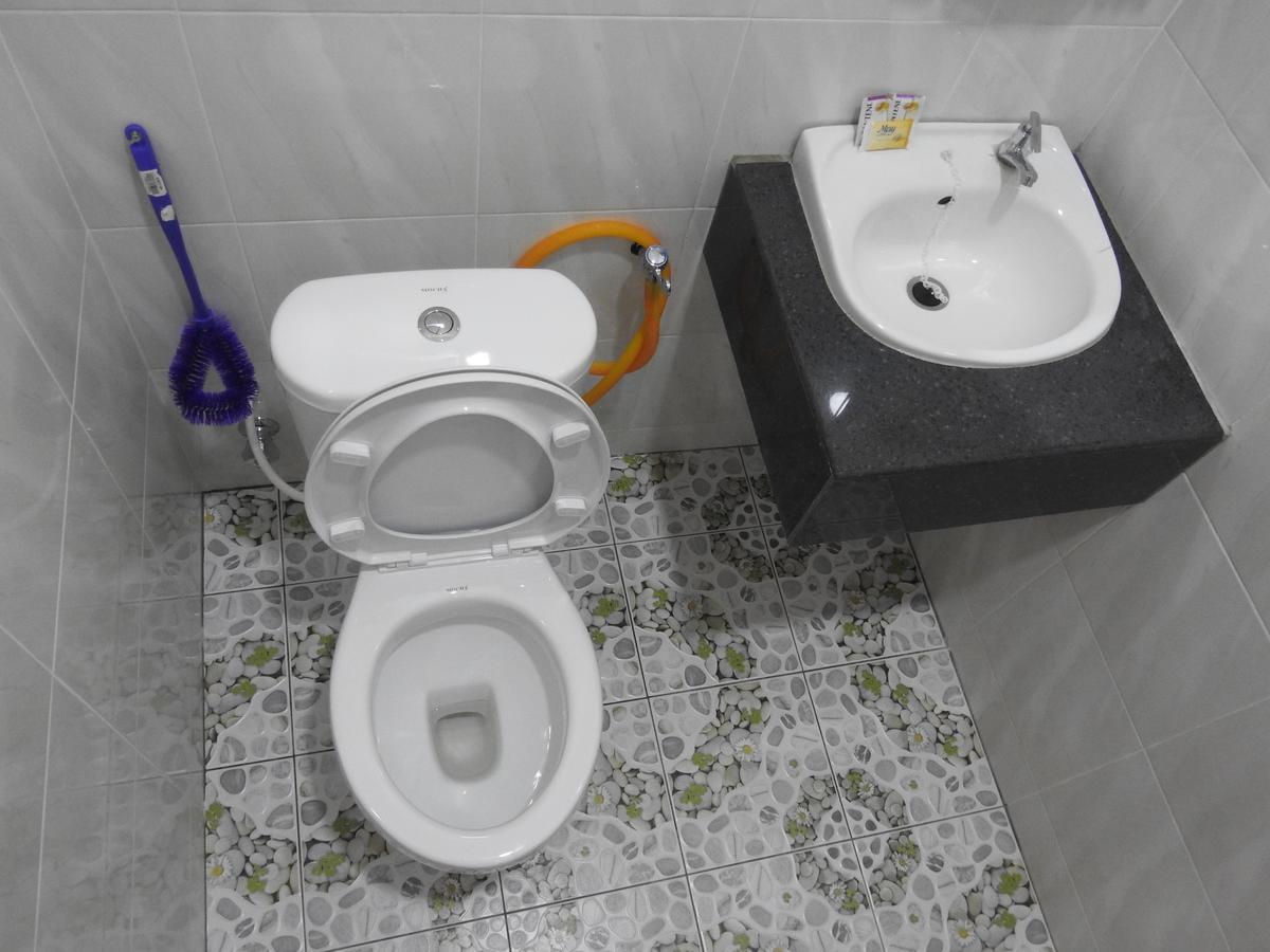 Aryan G100 Homestay Kampung Kuala Besut Kültér fotó